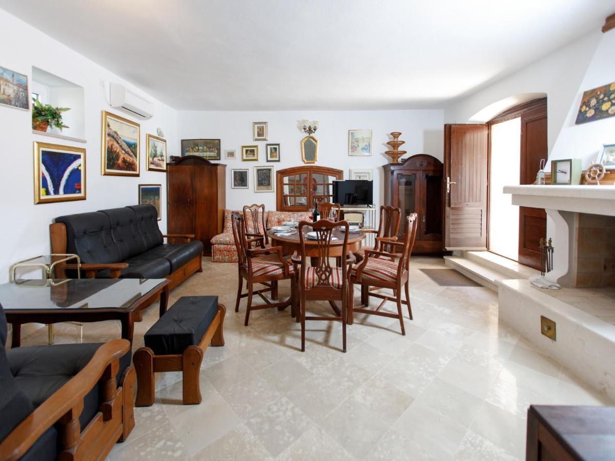 Villa Balarin Bol Bagian luar foto